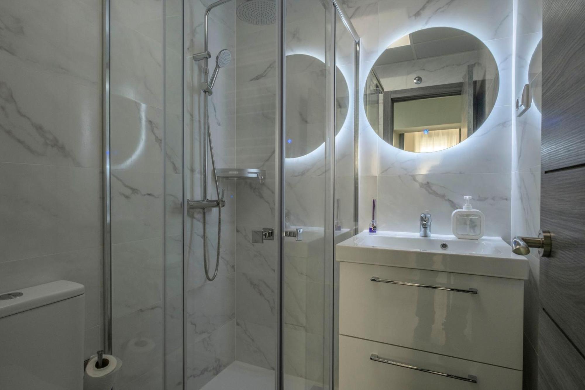 Madrid Modern Apartment Ngoại thất bức ảnh